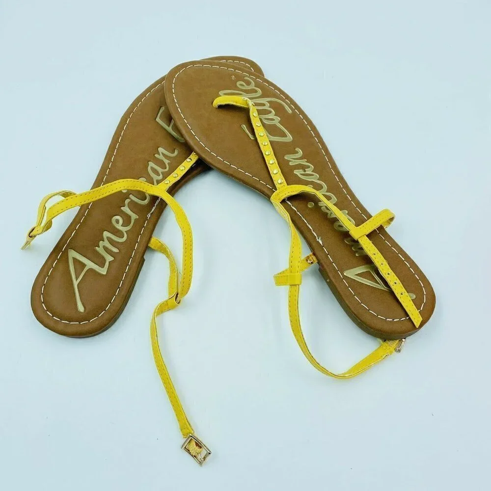 American Eagle Yellow Faux Leather Studded Ankle Strap Thong Sandals Size 9